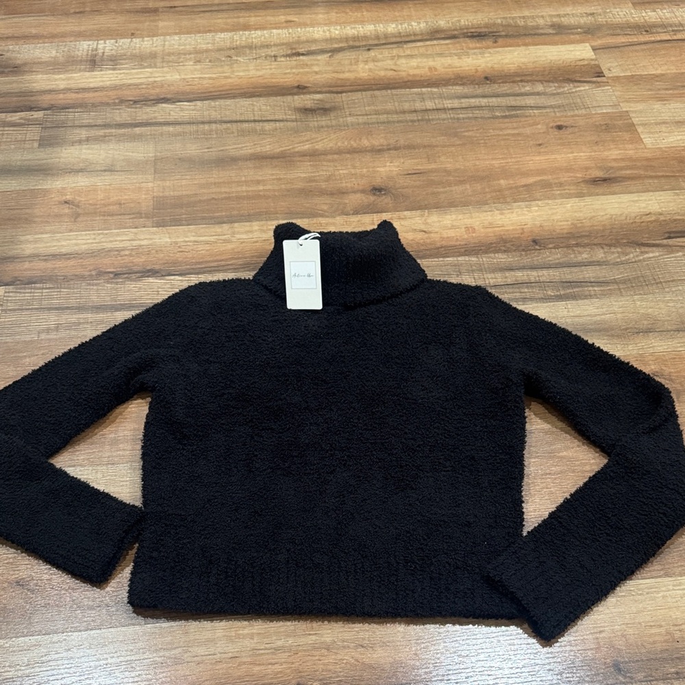 Active USA Black Turtleneck Sweater
